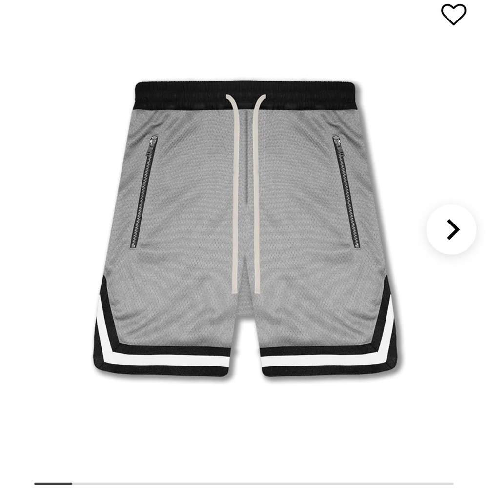 Destructive sports mesh shorts